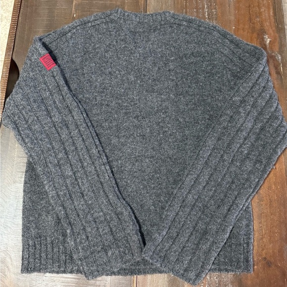 Abercrombie & Fitch 100% Wool Shetland Sweater - Picture 1 of 4